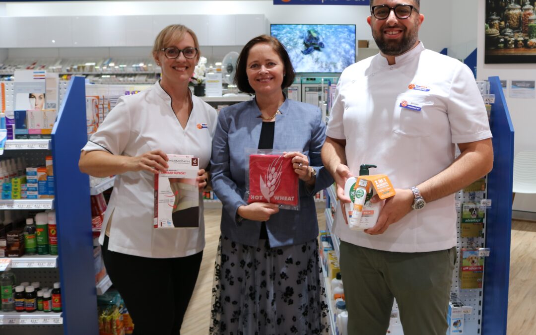 DAVIES THANKS BADGERYS CREEK PHARMACISTS